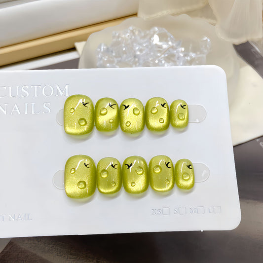 New Arrival Cat Eye Press-On Nails – 10pcs French Acrylic Set with Butterfly & Flower Design | Artificial False Nails