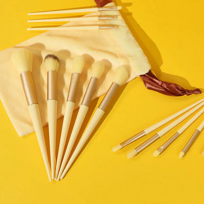 Here’s an updated look at the 2025 New YD 13‑Piece Soft Fluffy Makeup Brush Set: